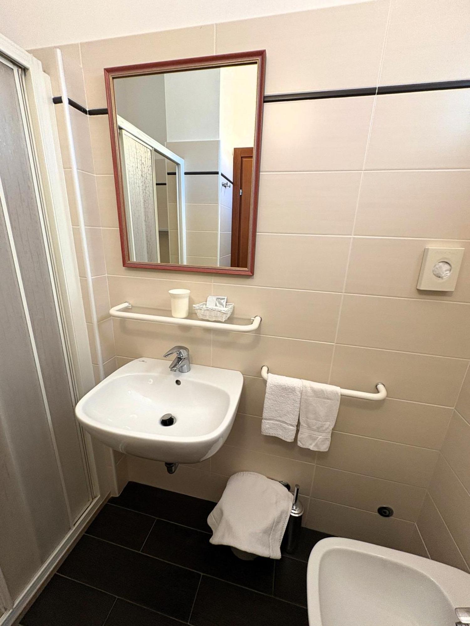 Hotel Belmar Rivazzurra Di Rimini Номер фото